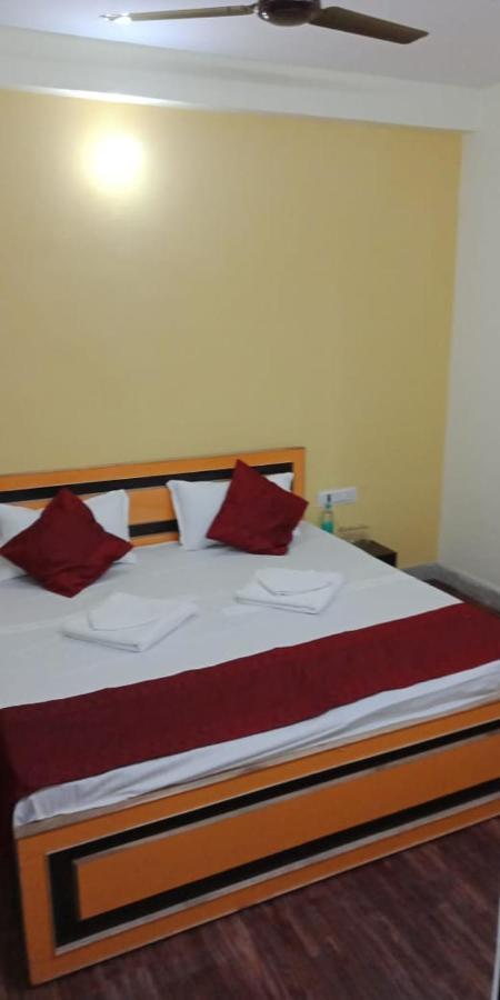 Paradise Hotel